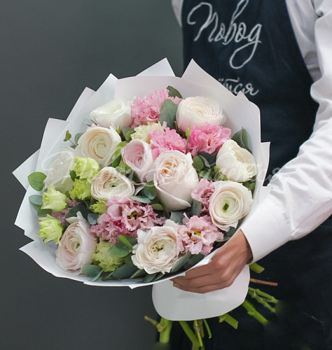 Букеты Маме Вояж