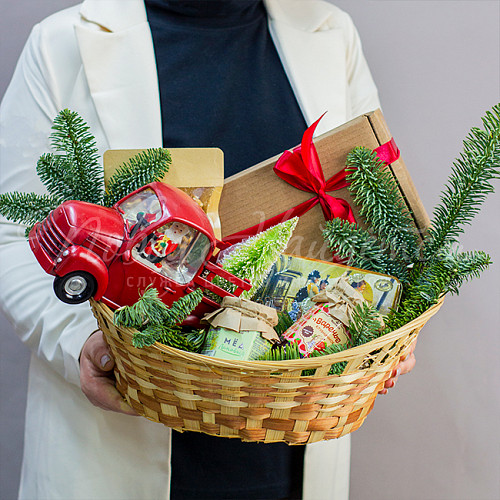 Подарочные корзины Новогодний форсаж