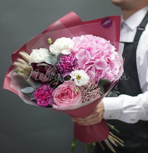 Букеты с ГОРТЕНЗИЯМИ Первый звонок