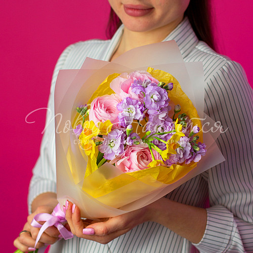 8.03 КОРП Букет Корпоративный 20