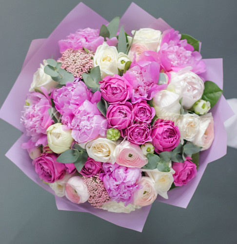 Букеты с РАНУНКУЛЮСАМИ Элен