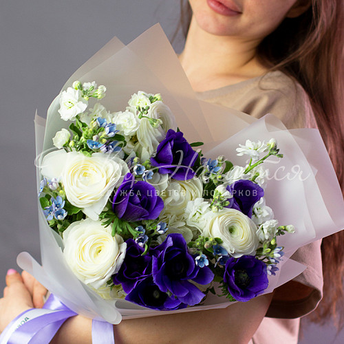 Букеты с РАНУНКУЛЮСАМИ Небесное покрывало